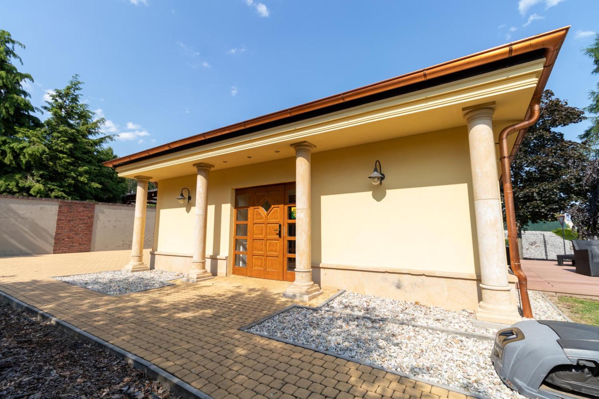 Lovecká Bašta Strakonice Exterior foto