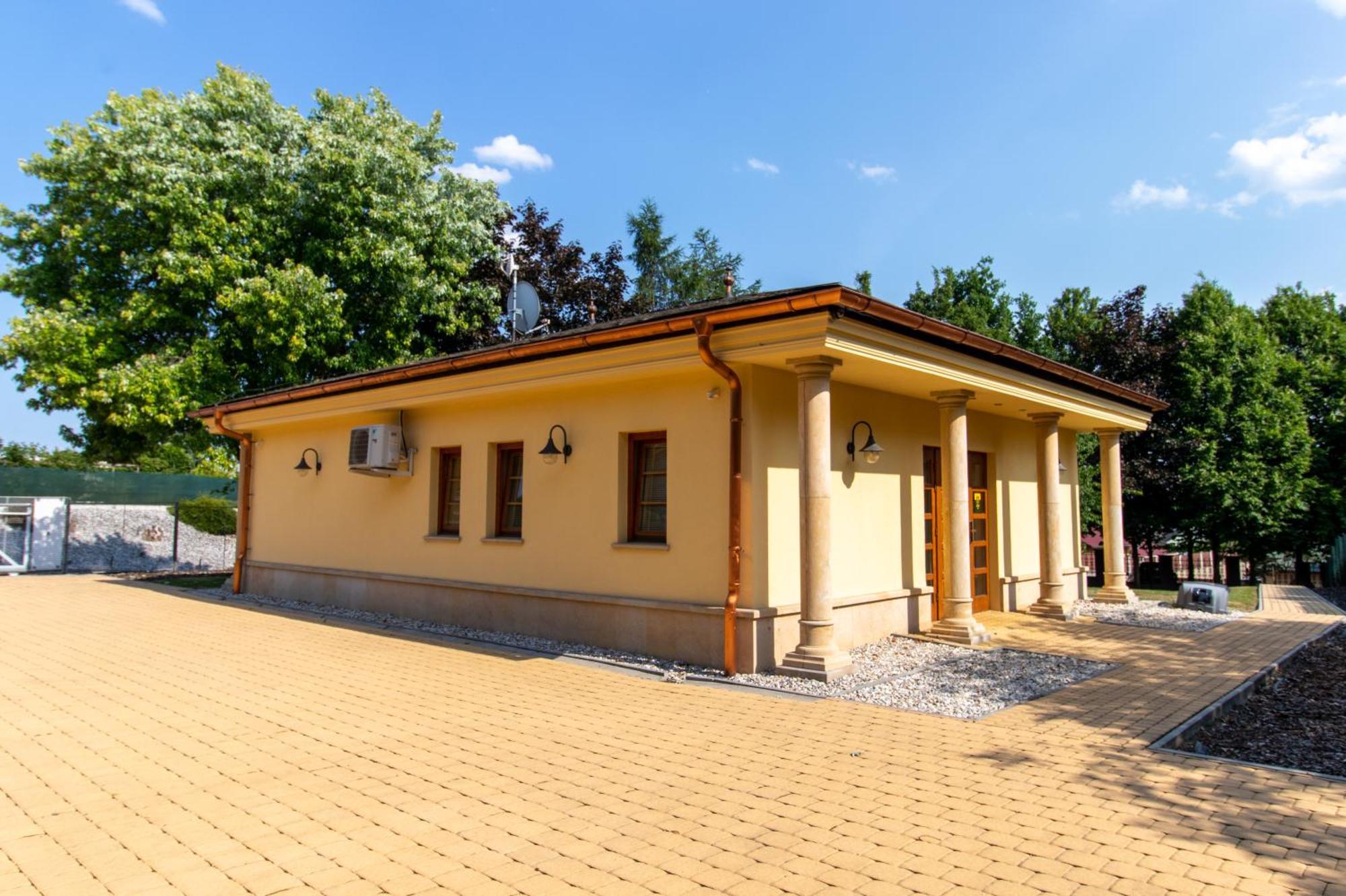 Lovecká Bašta Strakonice Exterior foto